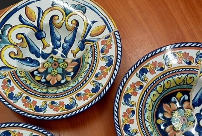Kolorwe talerze z porcelany