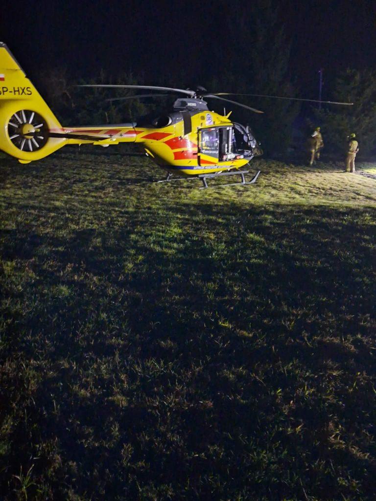 żólty śmigłowiec Lotniczego Pogotowia Ratunkowego